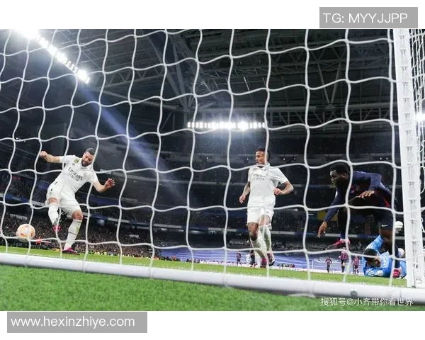 国王杯惊现冷门巴萨凭乌龙球险胜多特蒙德全场沸腾