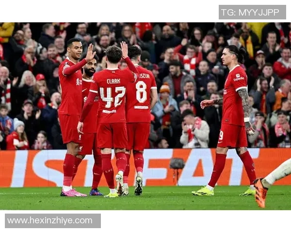 足总杯大战：利物浦狂胜巴萨6-2赛场瞬间引发热烈反响