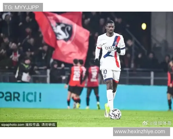 中超联赛惊现冷门巴萨大胜巴黎圣日耳曼引发全场热议